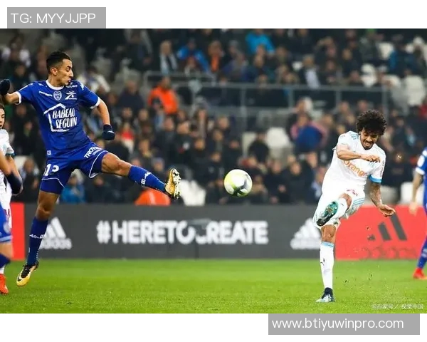 迈阿密后卫直言攻防转换失误每位球员需承担责任与教练无关 迈阿密后卫直言攻防转换失误每位球员需承担责任与教练无关