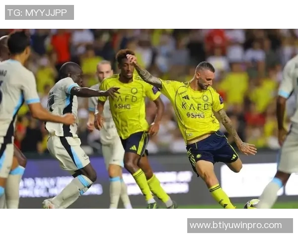 下半场菲利克斯冷箭抽射助利雅得胜利扳平比分精彩瞬间