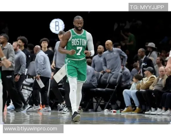 杰伦布朗呼吁球迷给予耐心球队缺少全明星球员难以弥补空缺