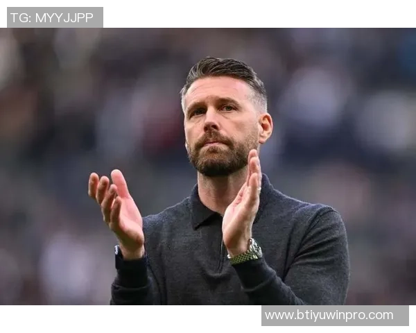 狼队寻求米德尔斯堡主帅加盟米堡坚决拒绝转会请求